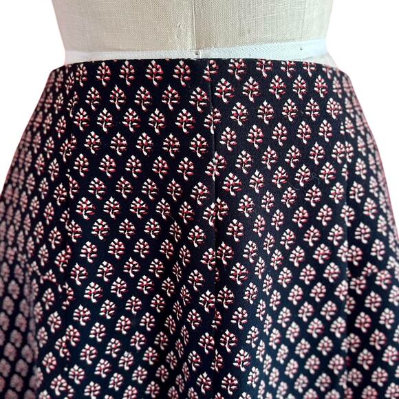 Womens Skirt Size 8 Black Red Flare HighWaist Twee Professional Coquette Office - Picture 2 of 7